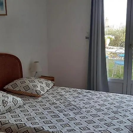 Appartement calme lumineux face a la mer-3